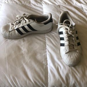 Adidas superstars lightly worn size 7